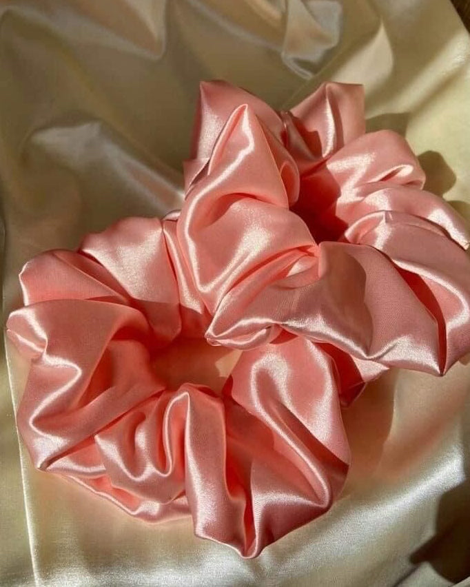 Silk Scrunchies (Prevents hair breakage)